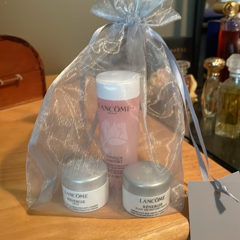 Lancome 4pc Skincare Set